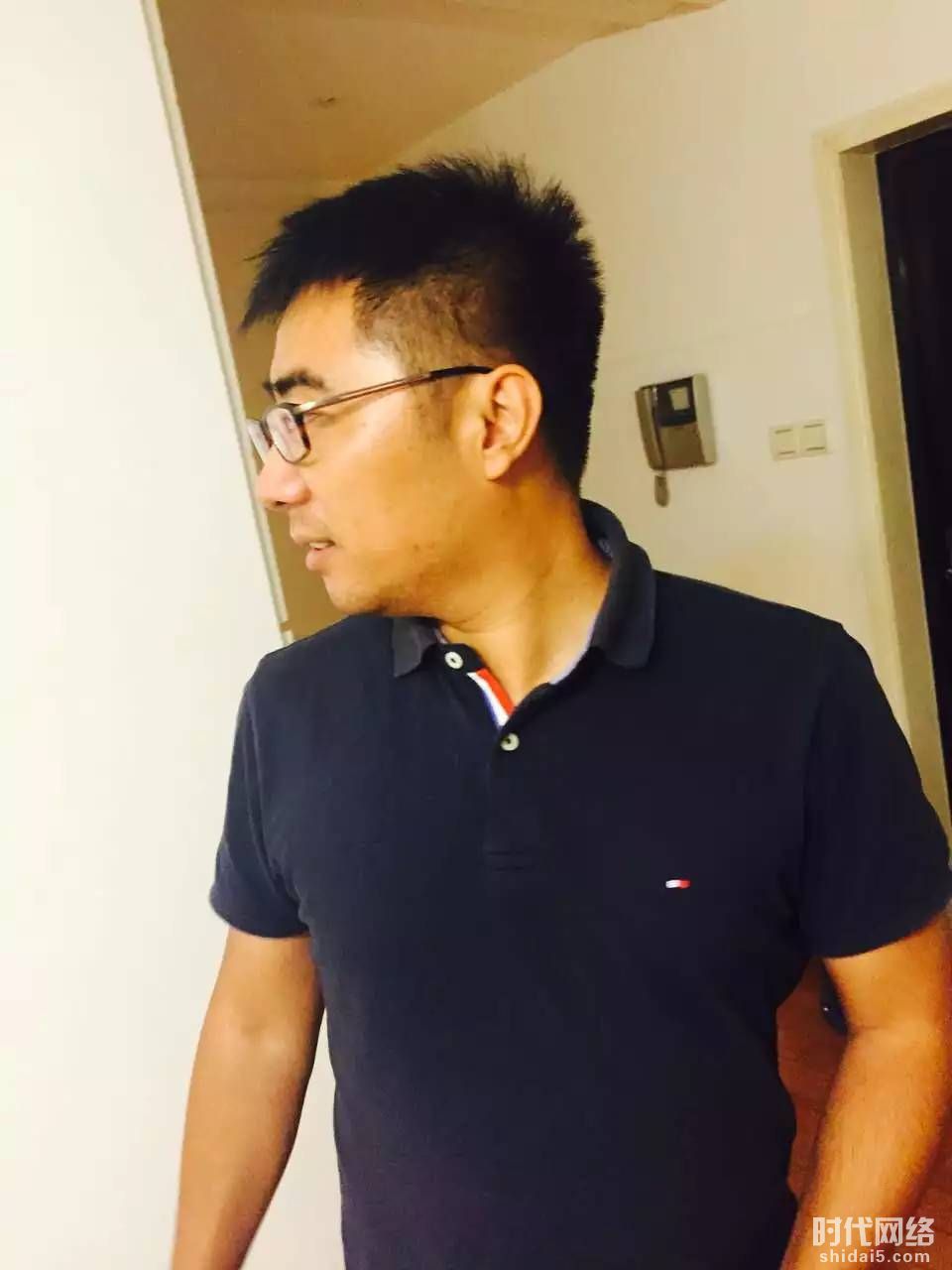 ǧ�f�۽z��΢�Ŵ�ţɳСƤ